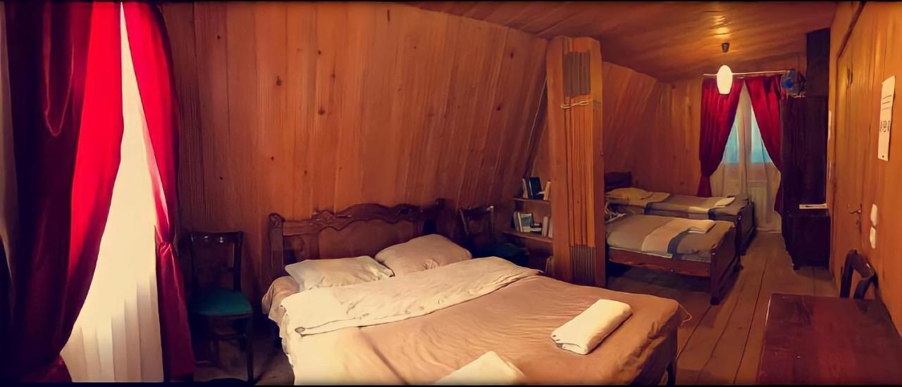 Guesthouse Greenside Borjomi Exterior photo