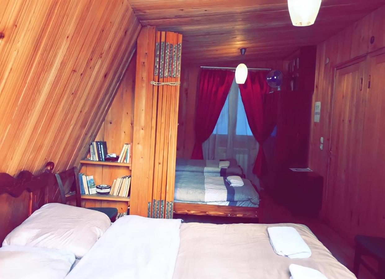 Guesthouse Greenside Borjomi Exterior photo